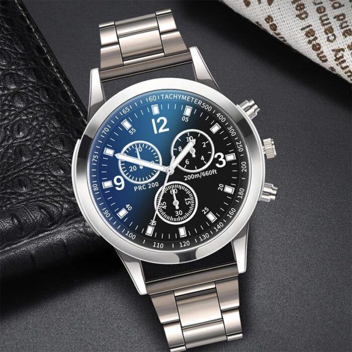 Man's Fashionable Watch - Image 2